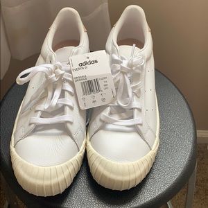 Adidas Originals: Everyn